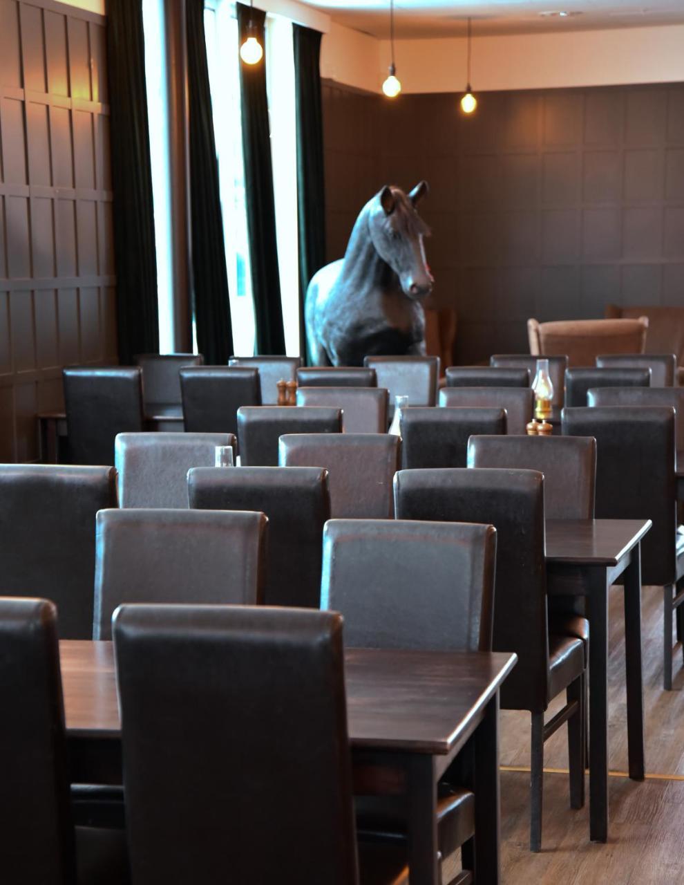 Hotell Arjaeng المظهر الخارجي الصورة