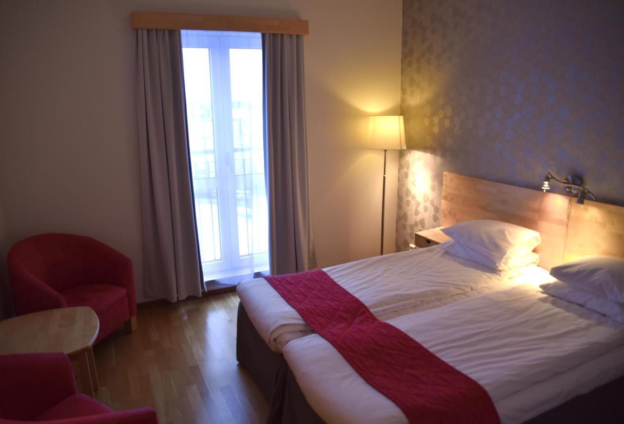 Hotell Arjaeng المظهر الخارجي الصورة